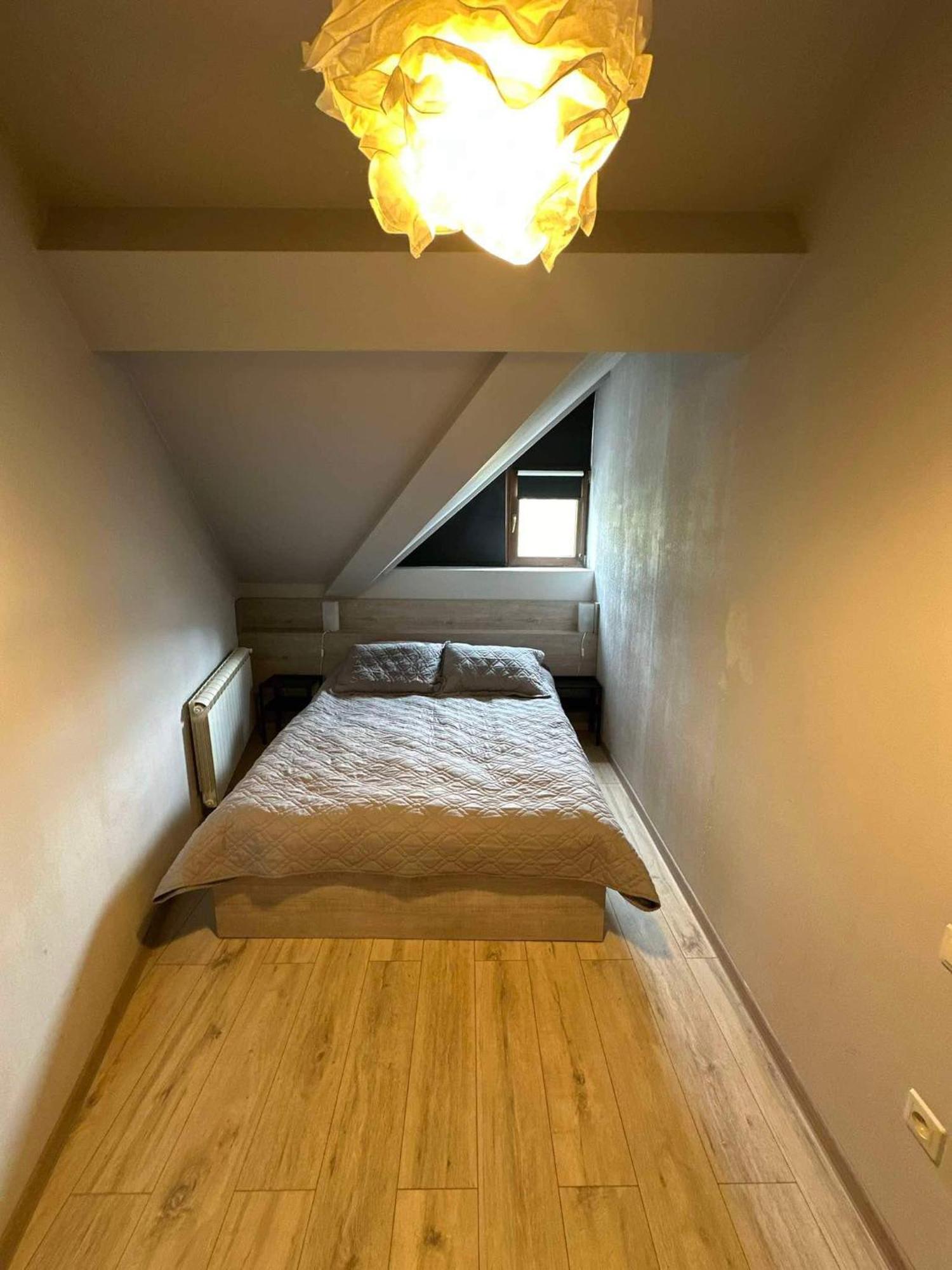 Two Level Apartment Near Gondola กูเดาริ ภายนอก รูปภาพ