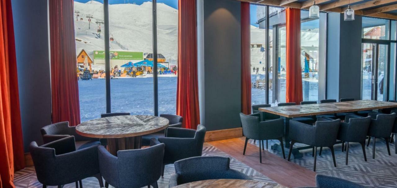 Two Level Apartment Near Gondola กูเดาริ ภายนอก รูปภาพ